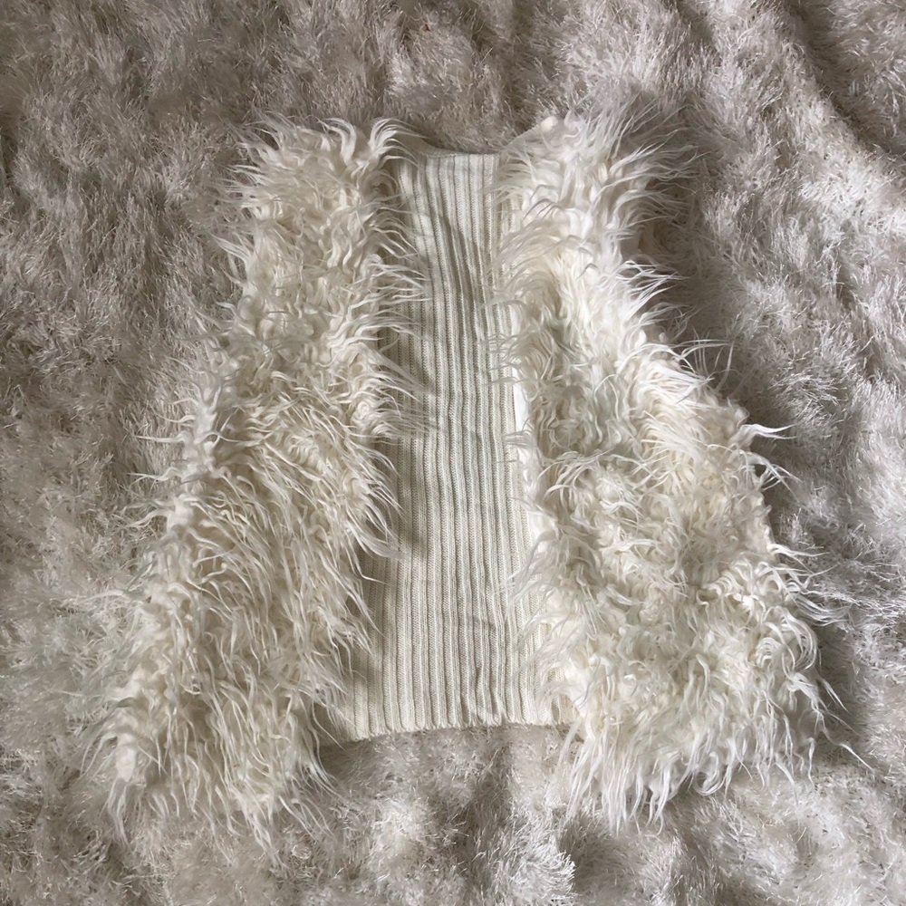 White vest